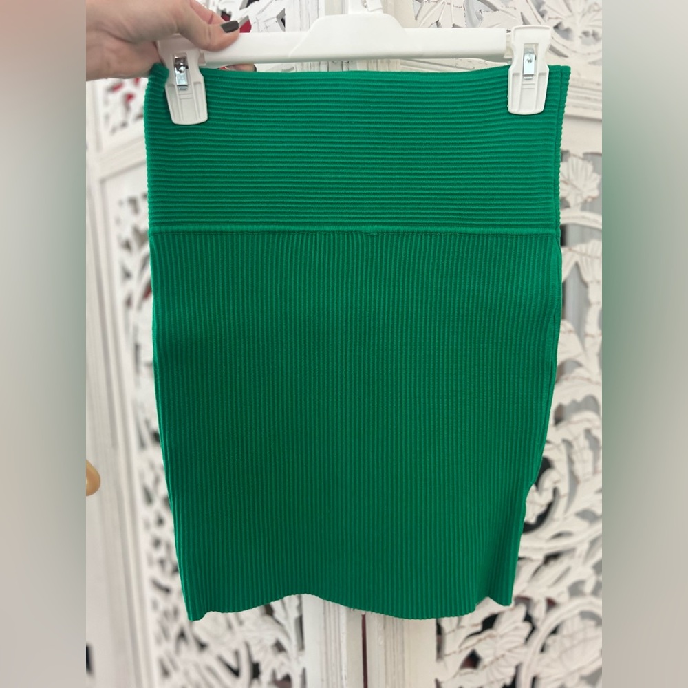Two piece- House of Harlow 1960-Green Ribbed - Picture 2 of 6